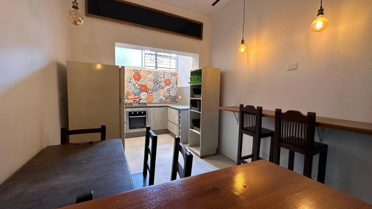 基多Campus Residencias住宿加早餐旅馆 外观 照片